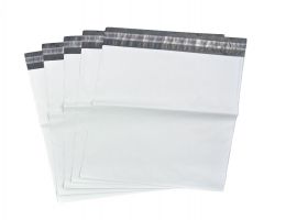 Special-design-White-courier-bags-at-picknpack